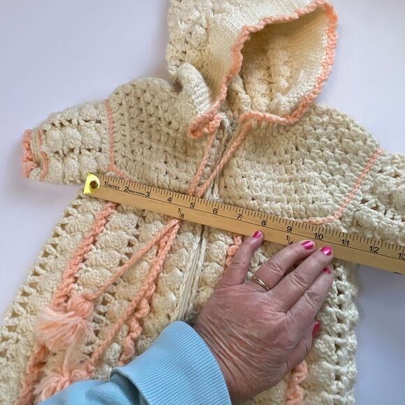VTG newborn handmade crocheted baby snuggle bag with hood Midcentury - Picture 3 of 5